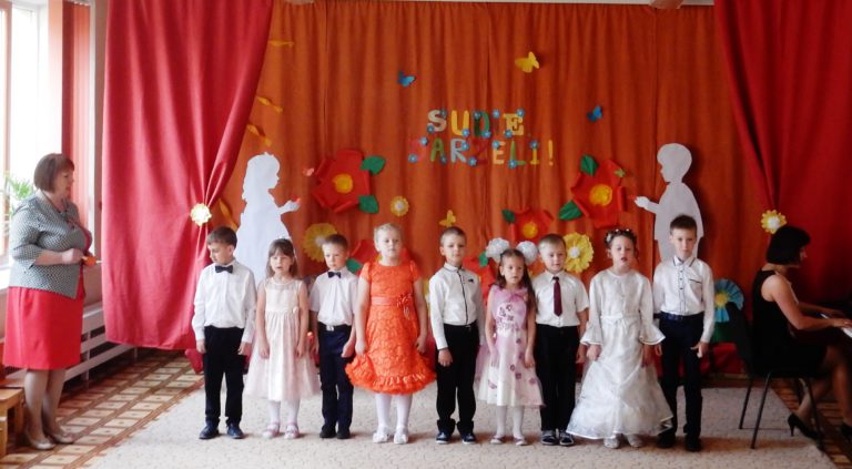 Išleistuvių šventė „Nykštukų” grupėje