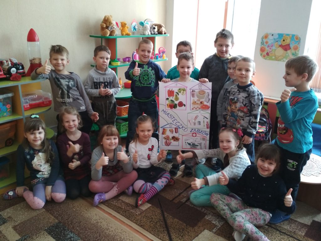 Pamokėlė apie dantukų priežiūrą