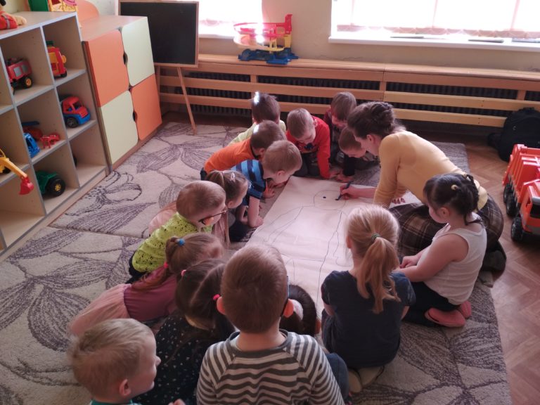 Pamokėlės vaikams „Pažink savo kūną”